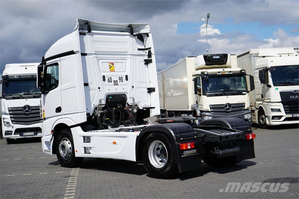 Mercedes-Benz F / 1845 / ACC / E 6 / STREAM SPACE / MAŁY PRZEBIE Tractor Units