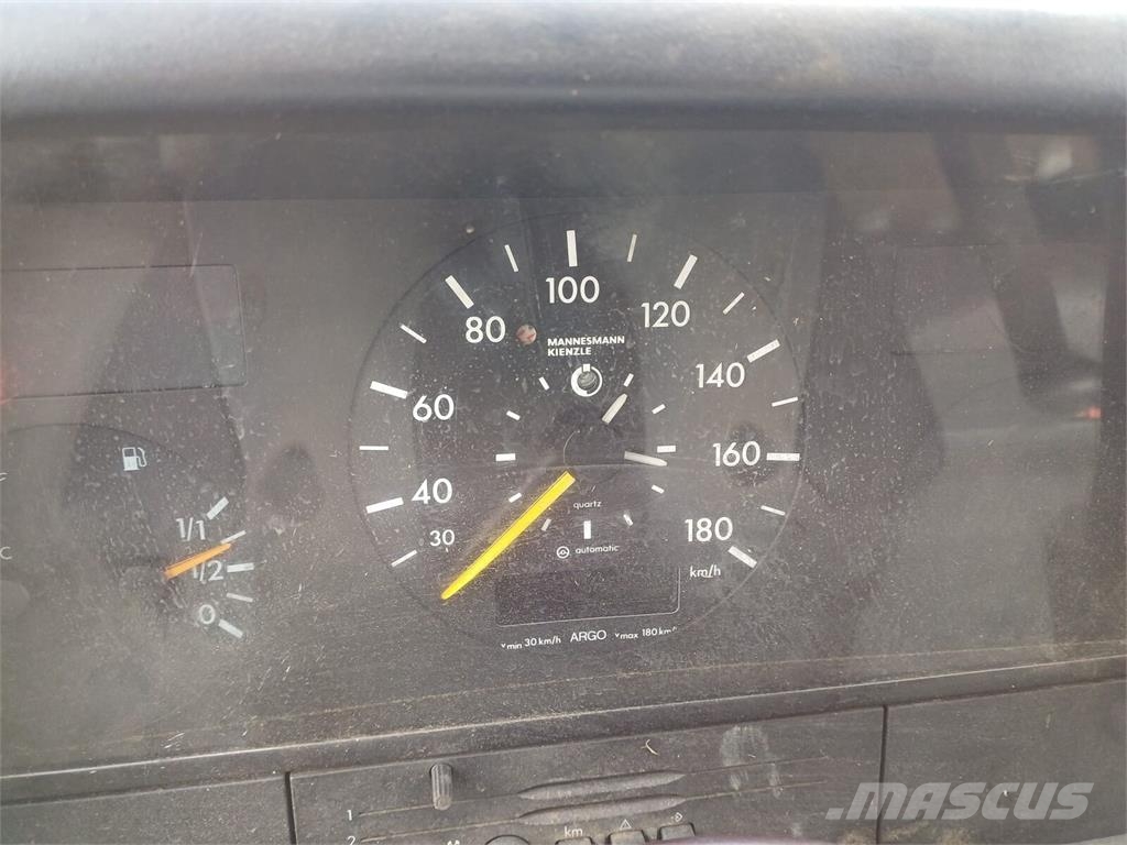 Mercedes-Benz Sprinter 412d Tipper Camiones bañeras basculantes o volquetes