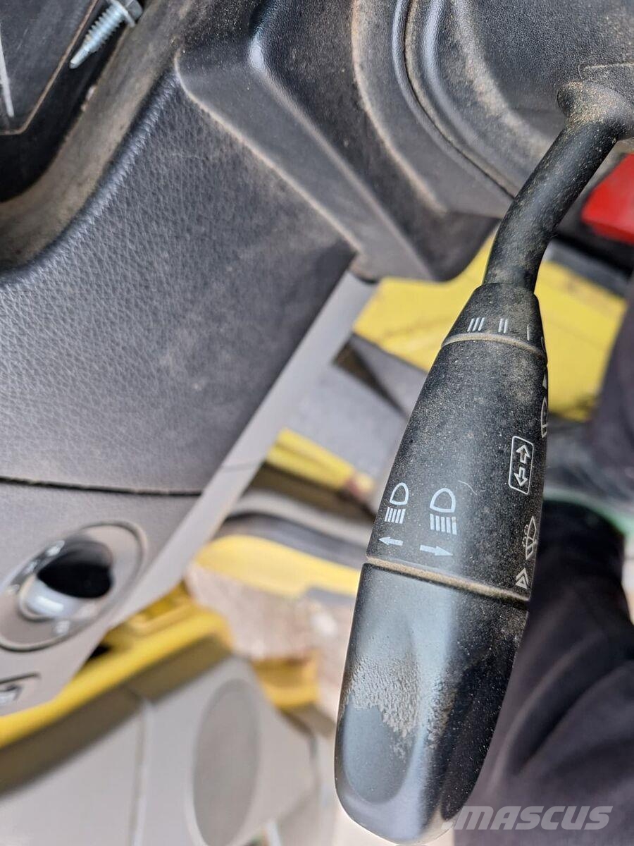 Mercedes-Benz Sprinter 513 - Chassis (Engine broken ) Motorok
