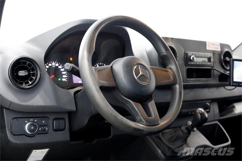 Mercedes-Benz Sprinter 311 CDI 115pk E6 RWD Bakwagen met achterd Other trucks