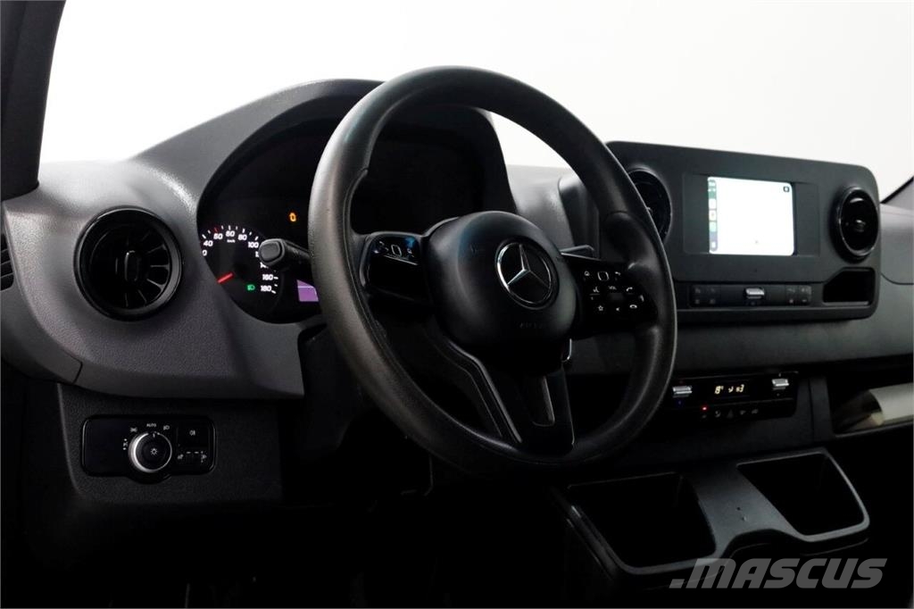 Mercedes-Benz Sprinter 316 CDI 163pk RWD L2H2 7G Automaat Airco/ Inne