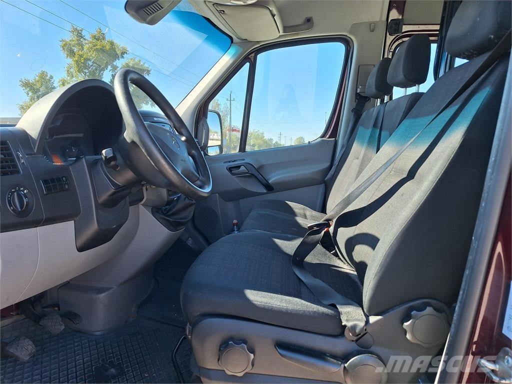 Mercedes-Benz Sprinter 516 CDi 4x4 / 16 personal minibus شاحنات أخرى