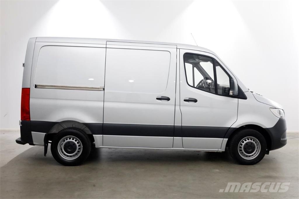 Mercedes-Benz Sprinter 311 CDI 115pk L1H1 Airco/Camera/Inrichtin Inne