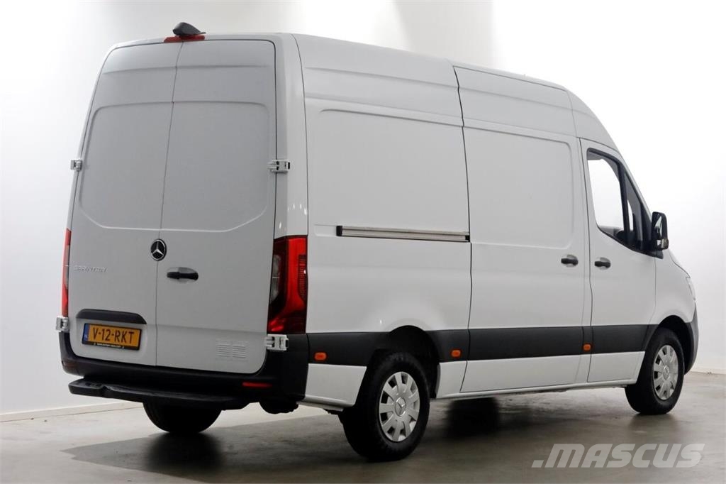 Mercedes-Benz Sprinter 316 CDI 163pk RWD L2H2 7G Automaat LED/Ai Inne