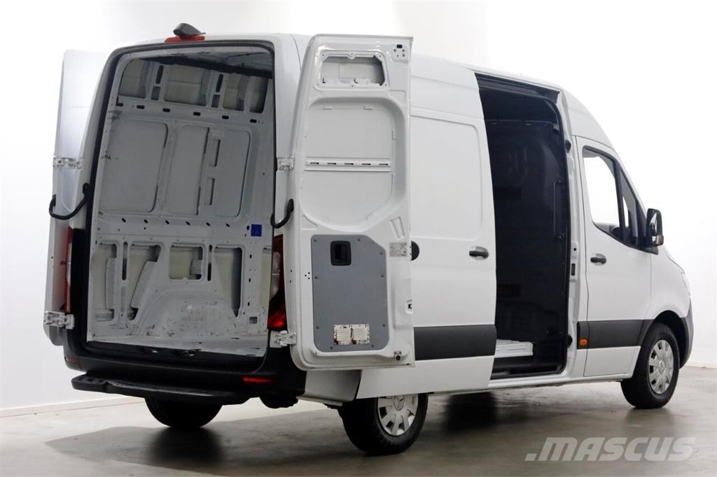 Mercedes-Benz Sprinter 316 CDI 163pk RWD L2H2 7G Automaat LED/Ai Inne