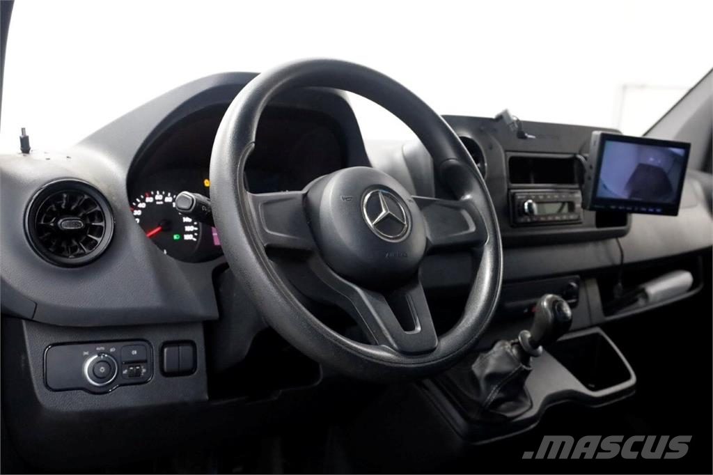 Mercedes-Benz Sprinter 311 CDI 115pk E6 RWD Bakwagen met achterd Muud veokid