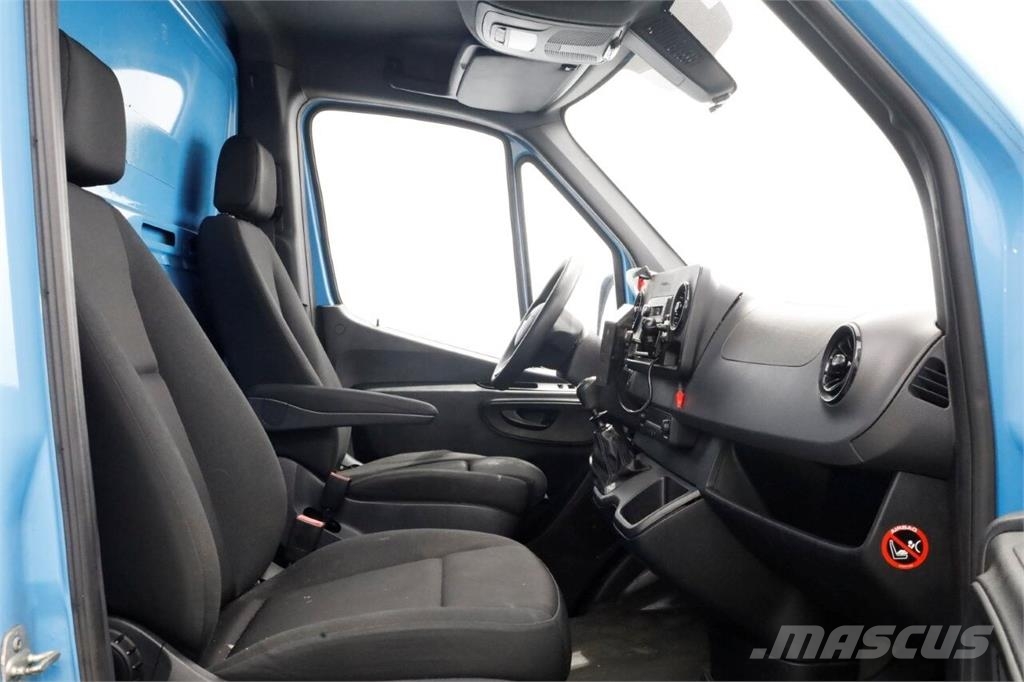 Mercedes-Benz Sprinter 311 CDI 115pk E6 RWD Bakwagen met achterd Otros camiones