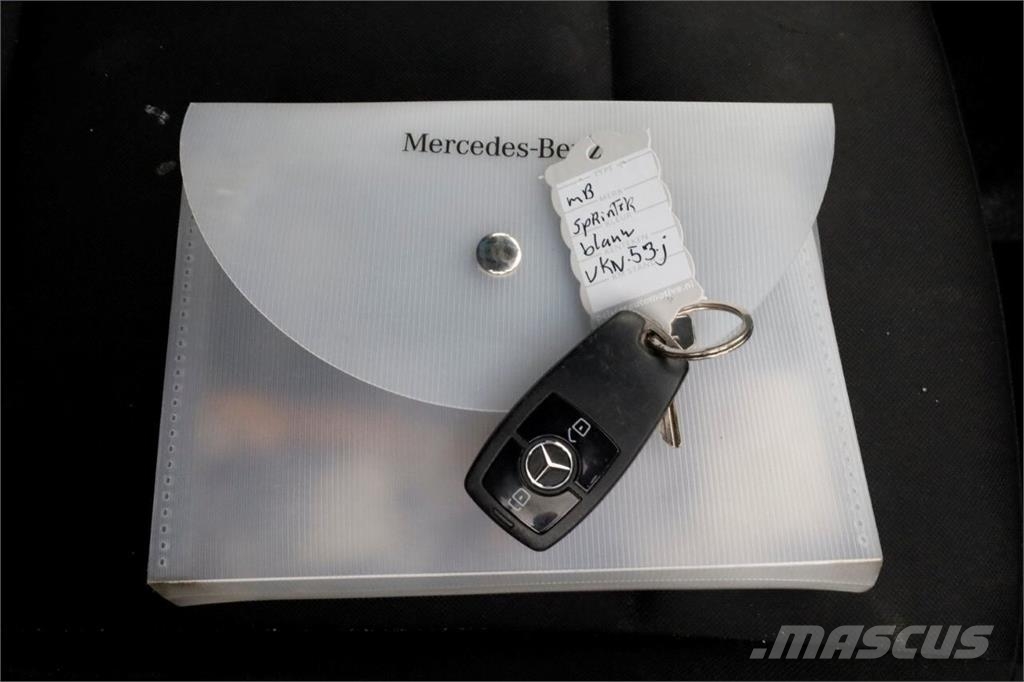 Mercedes-Benz Sprinter 311 CDI 115pk E6 RWD Bakwagen met achterd Otros camiones