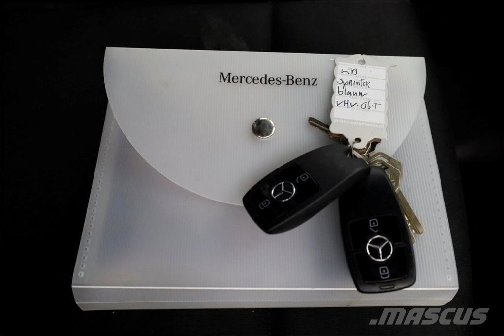 Mercedes-Benz Sprinter 311 CDI 115pk E6 RWD Bakwagen met achterd Otros camiones