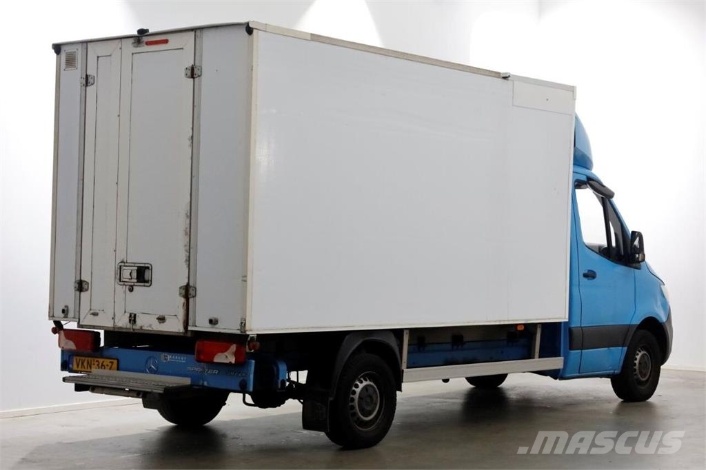 Mercedes-Benz Sprinter 311 CDI 115pk E6 RWD Bakwagen met achterd Other trucks