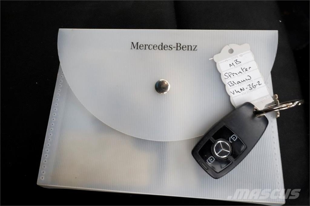 Mercedes-Benz Sprinter 311 CDI 115pk E6 RWD Bakwagen met achterd Other trucks