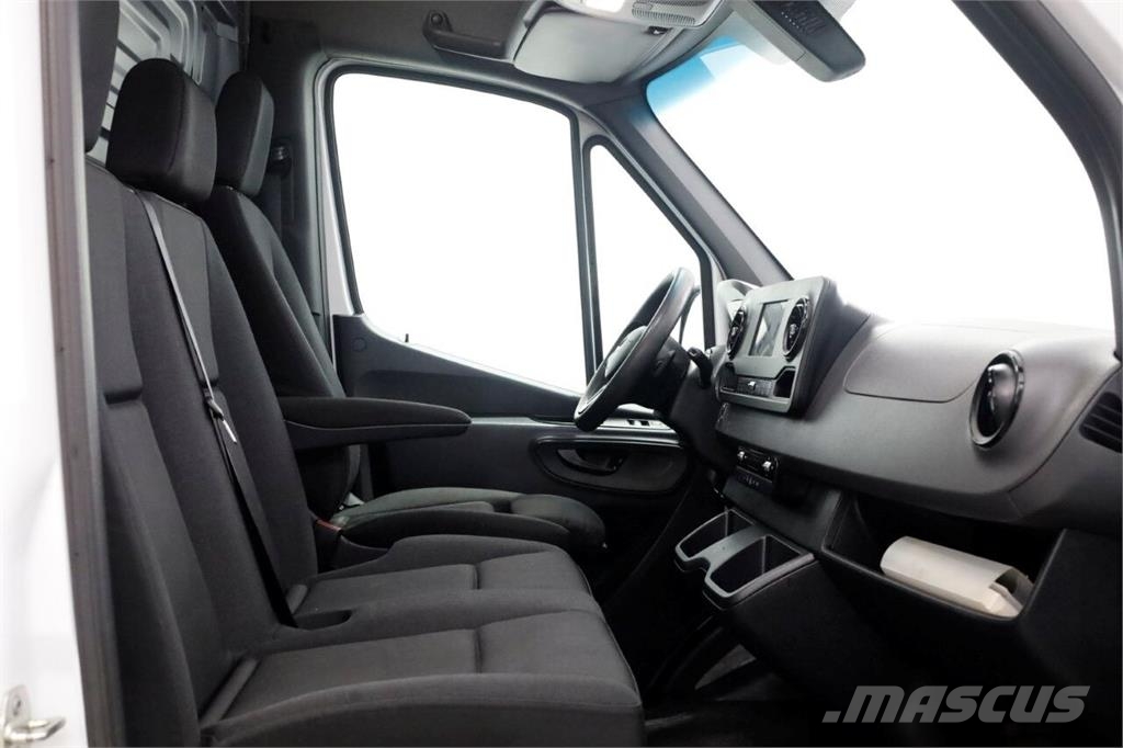 Mercedes-Benz Sprinter 316 CDI 163pk RWD L2H2 7G Automaat Airco/ Inne