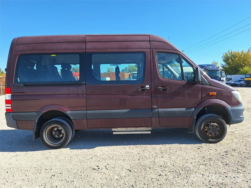 Mercedes-Benz Sprinter 516 CDi 4x4 / 16 personal minibus شاحنات أخرى