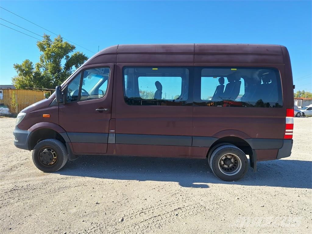 Mercedes-Benz Sprinter 516 CDi 4x4 / 16 personal minibus شاحنات أخرى