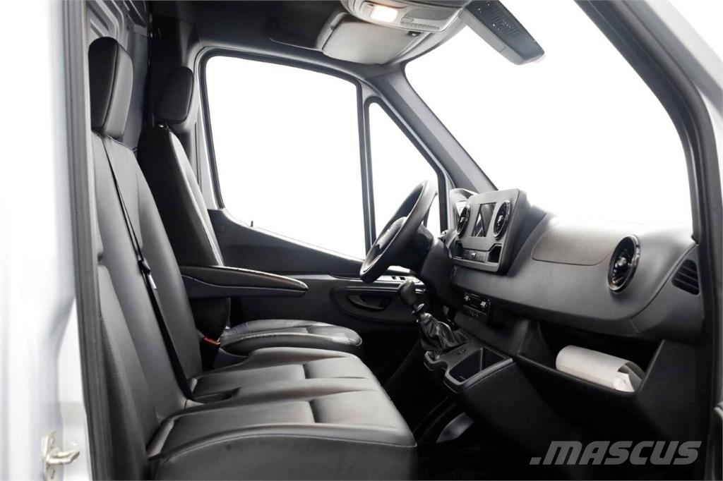 Mercedes-Benz Sprinter 311 CDI 115pk L1H1 Airco/Camera/Inrichtin Inne