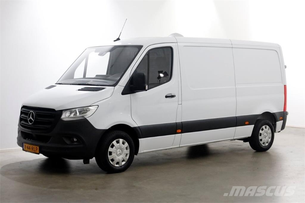 Mercedes-Benz Sprinter 315 CDI 150pk L2H1 Airco/Carplay/Cruise C Inne