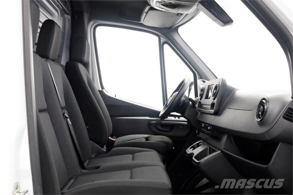 Mercedes-Benz Sprinter 316 CDI 163pk RWD L2H2 7G Automaat LED/Ai Inne