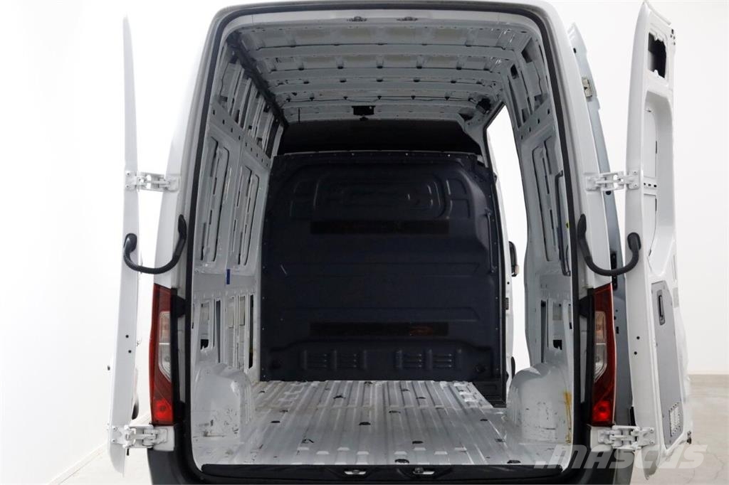 Mercedes-Benz Sprinter 316 CDI 163pk RWD L2H2 7G Automaat LED/Ai Inne