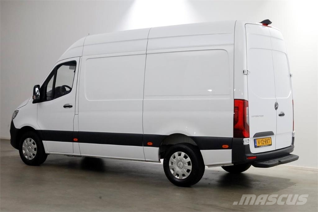 Mercedes-Benz Sprinter 316 CDI 163pk RWD L2H2 7G Automaat LED/Ai Inne