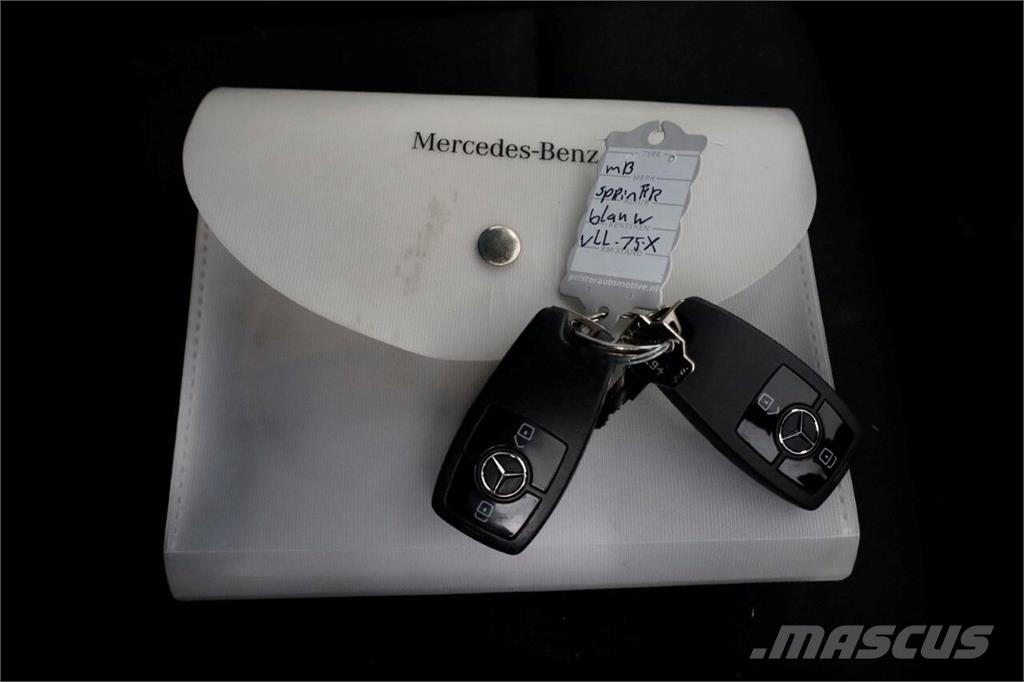Mercedes-Benz Sprinter 311 CDI 115pk E6 RWD Bakwagen met achterd Muud veokid