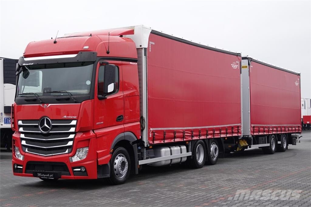 Mercedes-Benz truck with trailer - curtainsider truck 커튼사이더 트럭