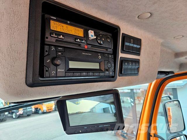 Mercedes-Benz UNIMOG U527 UGE Vehículos municipales multiusos