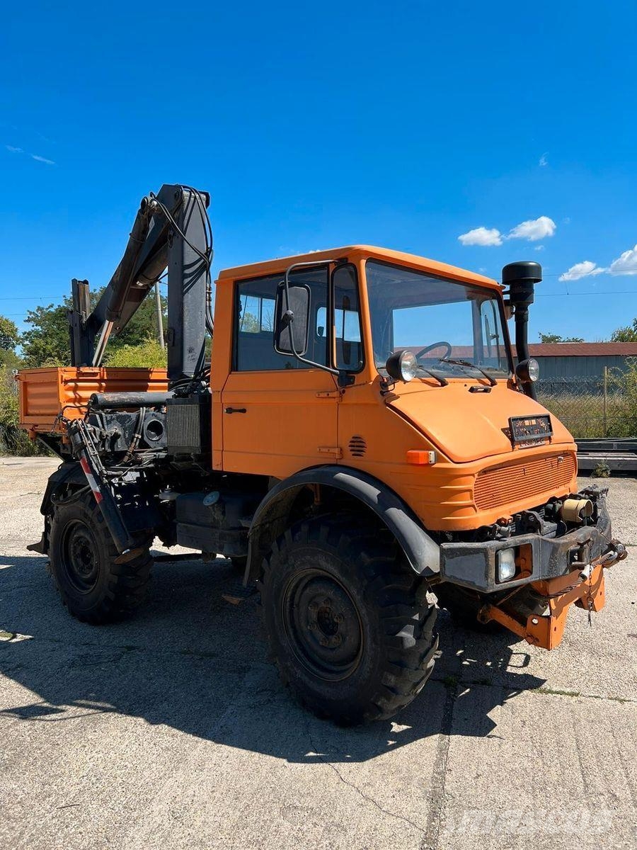 Mercedes-Benz UNIMOG Sora- ja kippiautot