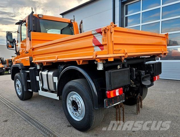 Mercedes-Benz UNIMOG U527 UGE Vehículos municipales multiusos