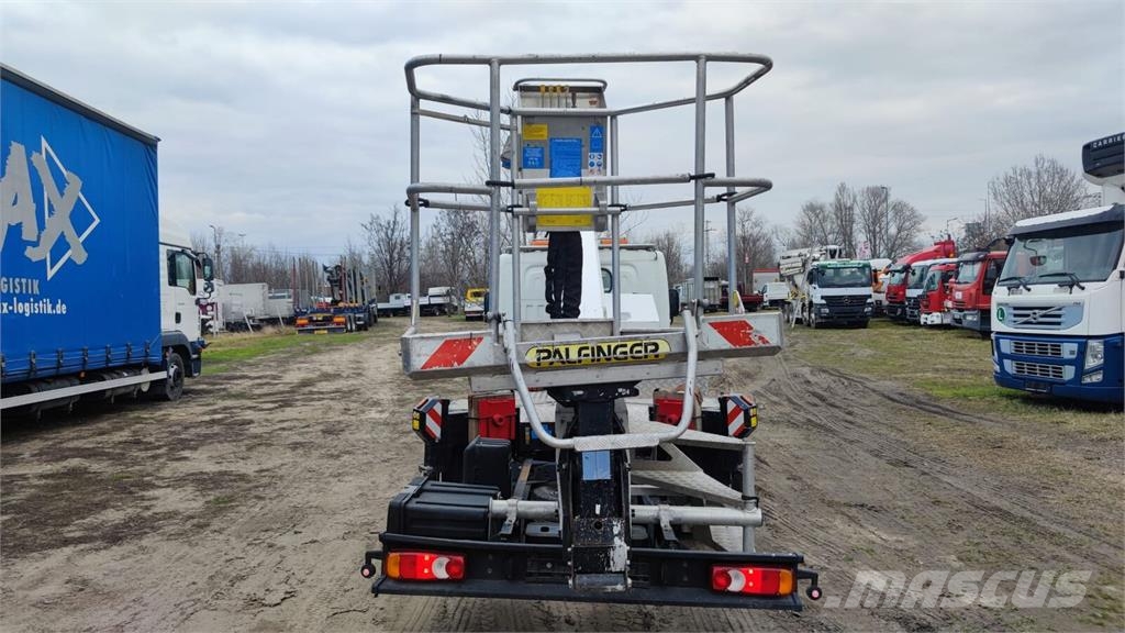 Nissan Cabstar 2,5 tdi - Palfinger P200 TXE - 20m Autoplošiny