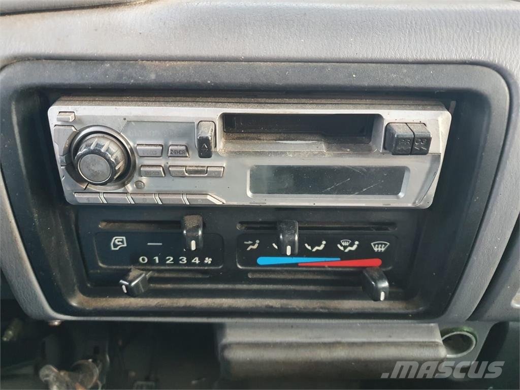 Nissan Cabstar 3,0 TDi - Thermo King V400 Max frigo 其他貨車