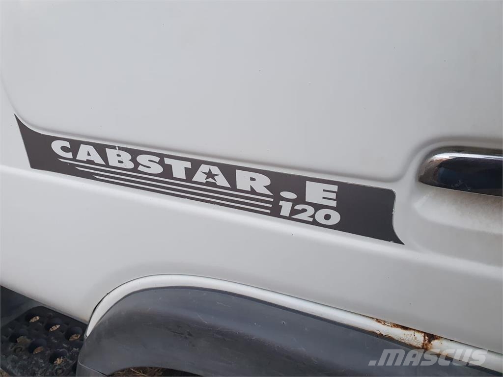 Nissan Cabstar 3,0 TDi - Thermo King V400 Max frigo 其他貨車