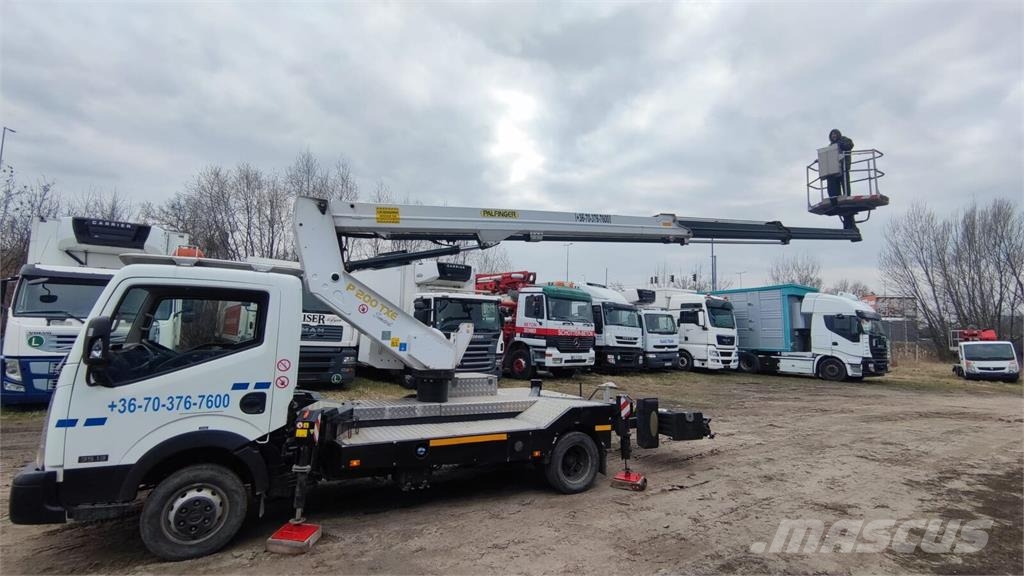 Nissan Cabstar 2,5 tdi - Palfinger P200 TXE - 20m Autoplošiny