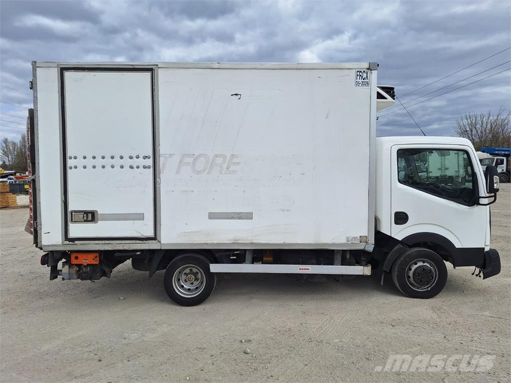 Nissan Cabstar NT400 - Carrier Xarios 350+DHollandia /100 Otros camiones