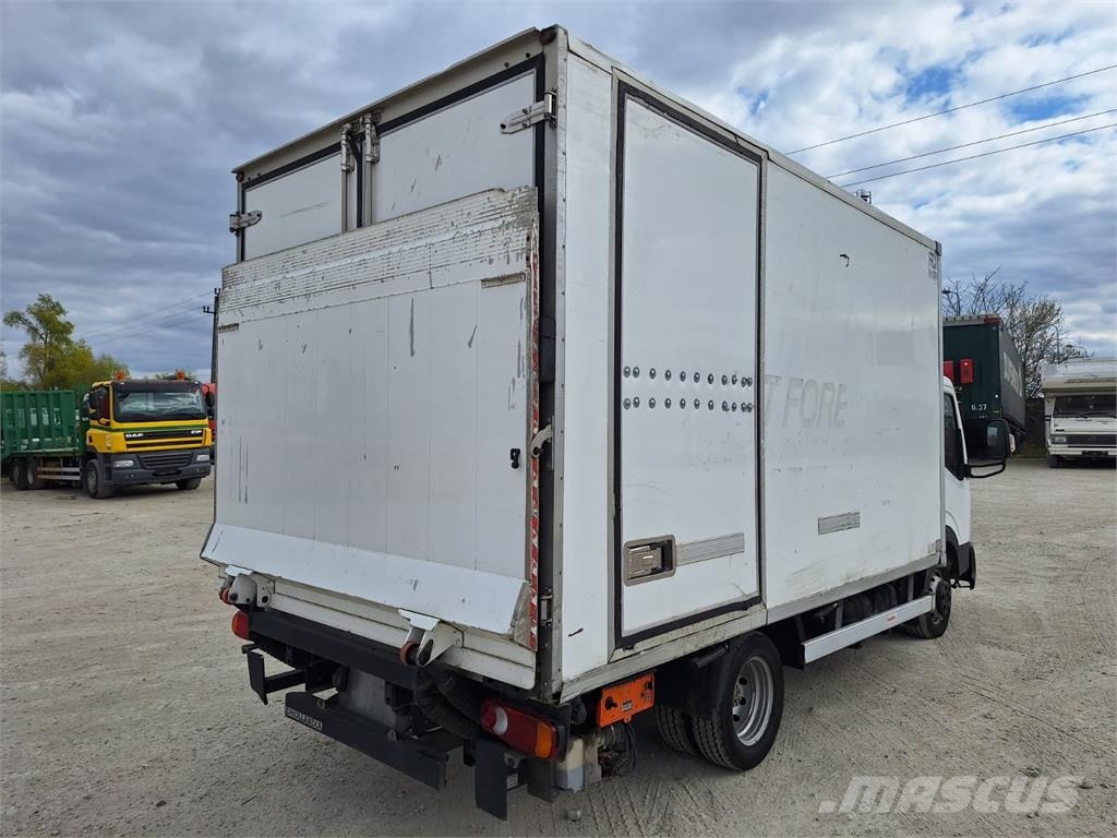 Nissan Cabstar NT400 - Carrier Xarios 350+DHollandia /100 Otros camiones