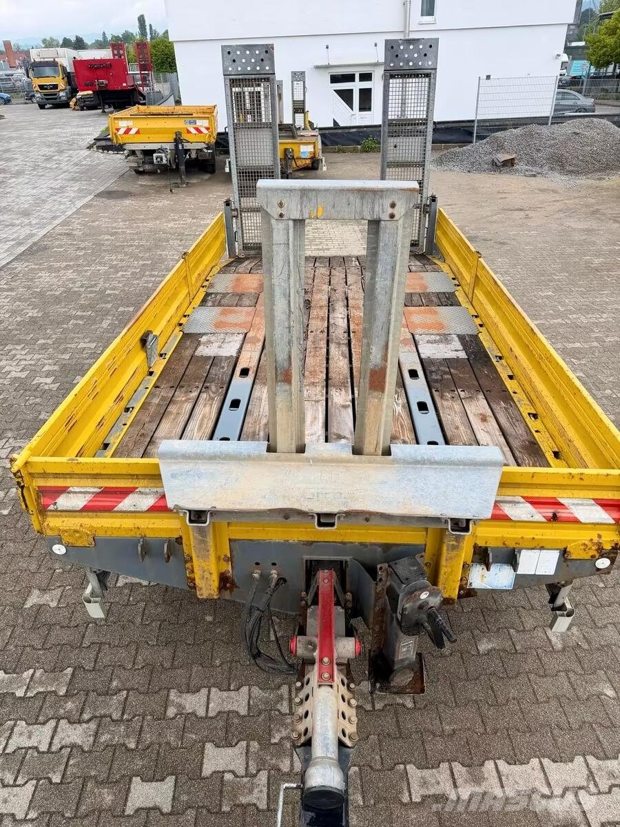 Obermaier T-MAX 110 / Ramps / Payload: 8,890 kg / TOP CONDIT مقطورات مركبات نقل
