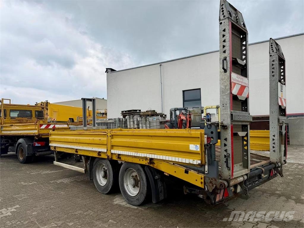 Obermaier T-MAX 110 / Ramps / Payload: 8,890 kg / TOP CONDIT مقطورات مركبات نقل