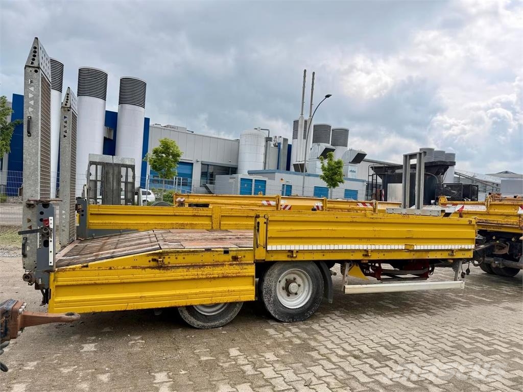 Obermaier T-MAX 110 / Ramps / Payload: 8,890 kg / TOP CONDIT مقطورات مركبات نقل