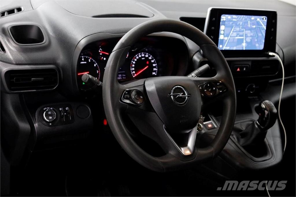 Opel Combo 1.5D 102pk L2H1 Edition Navi/Camera/Inrichti Autre camion