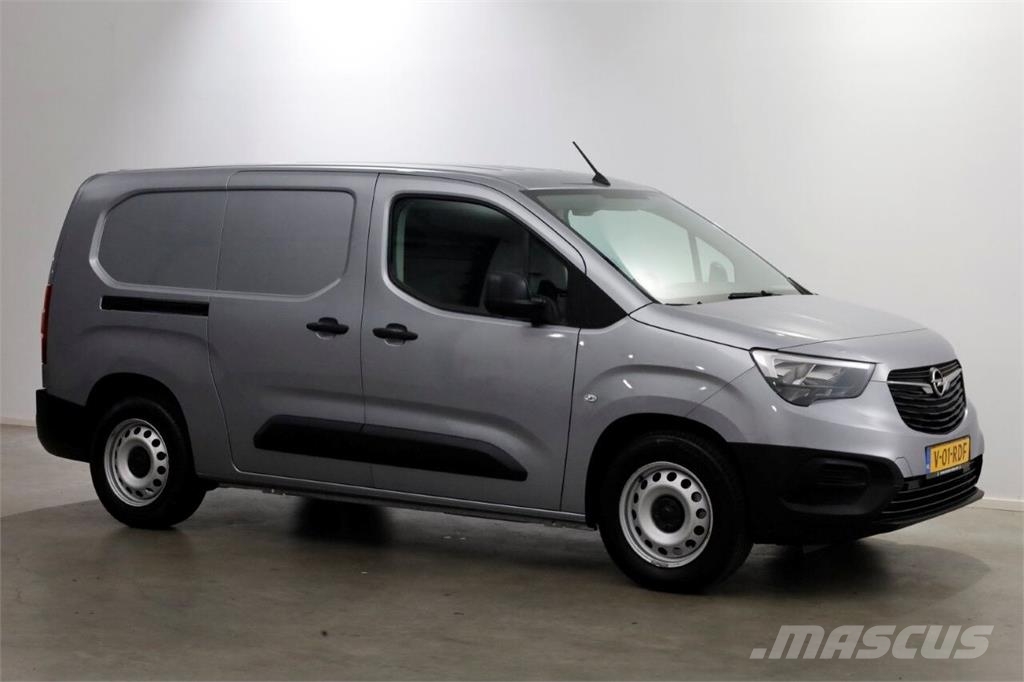 Opel Combo-e L2H1 Edition 50 kWh Snellader SOH 98,1% 11 Otros camiones