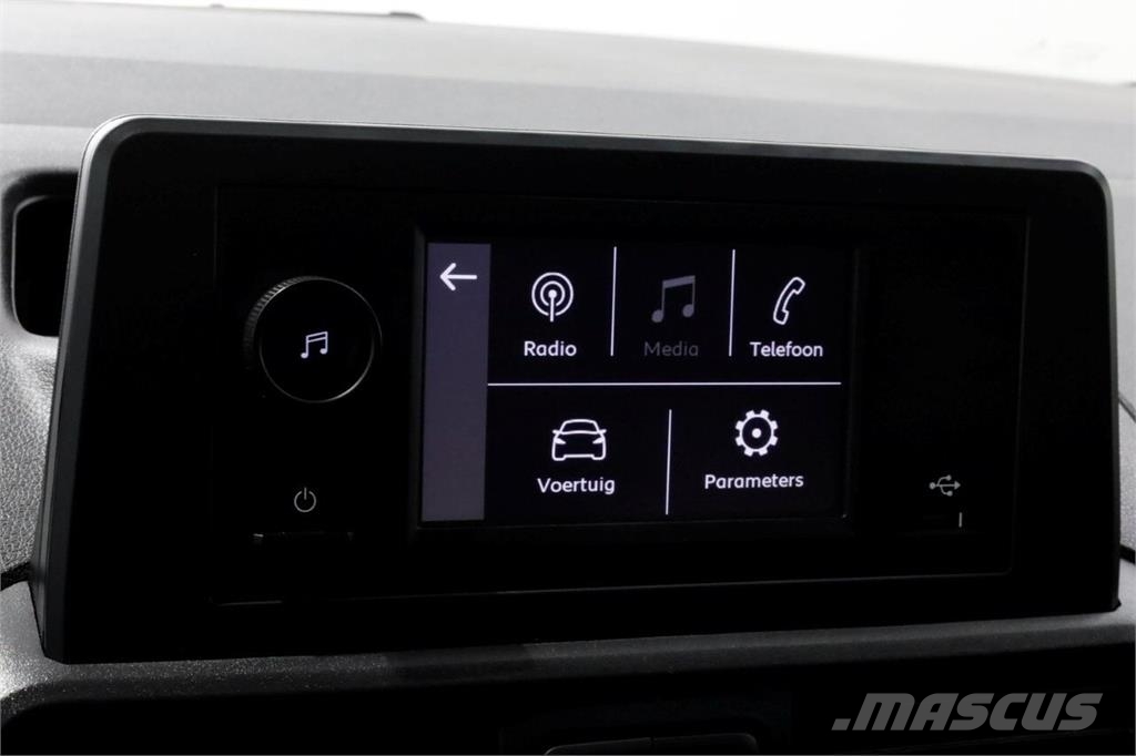 Opel Combo-e L2H1 Edition 50 kWh Snellader SOH 98,1% 11 Otros camiones