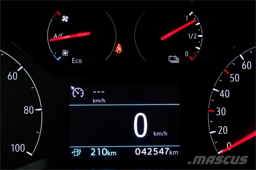 Opel Combo-e L2H1 Edition 50 kWh Snellader SOH 98,1% 11 Otros camiones