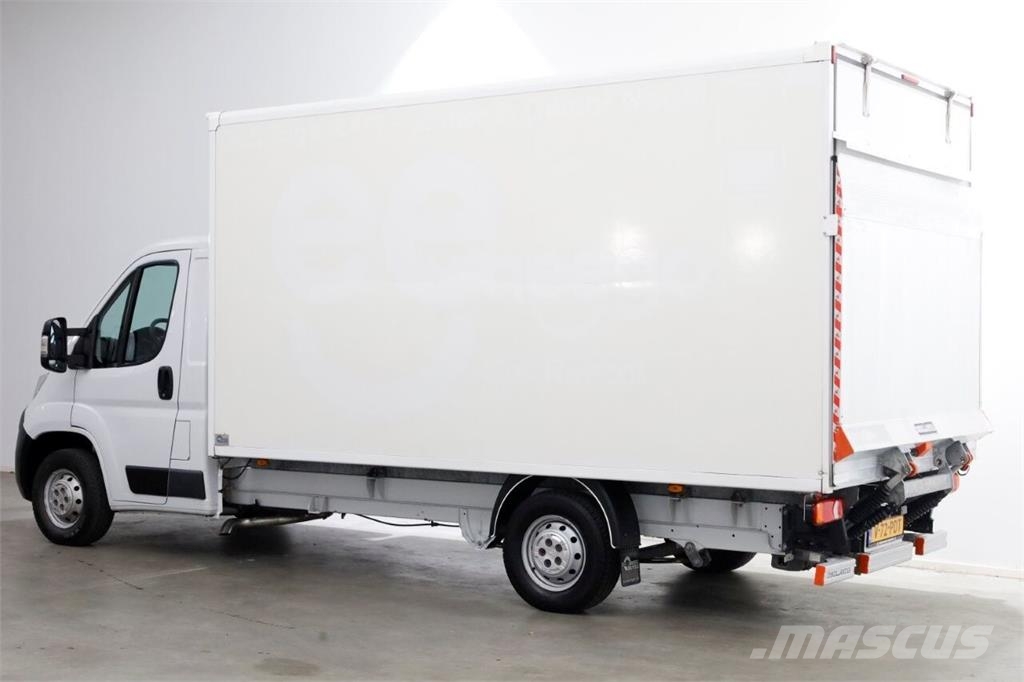 Opel Movano 2.2D 140pk Bakwagen met laadklep 1.060kg la Otros camiones