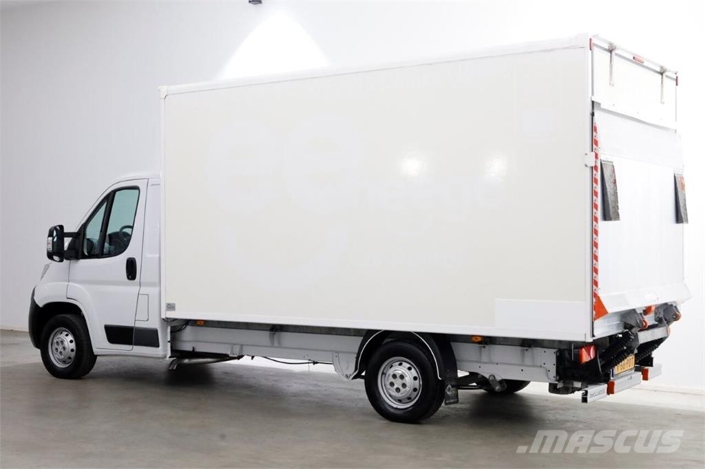 Opel Movano 2.2D 140pk Bakwagen met laadklep 1.060kg la Otros camiones