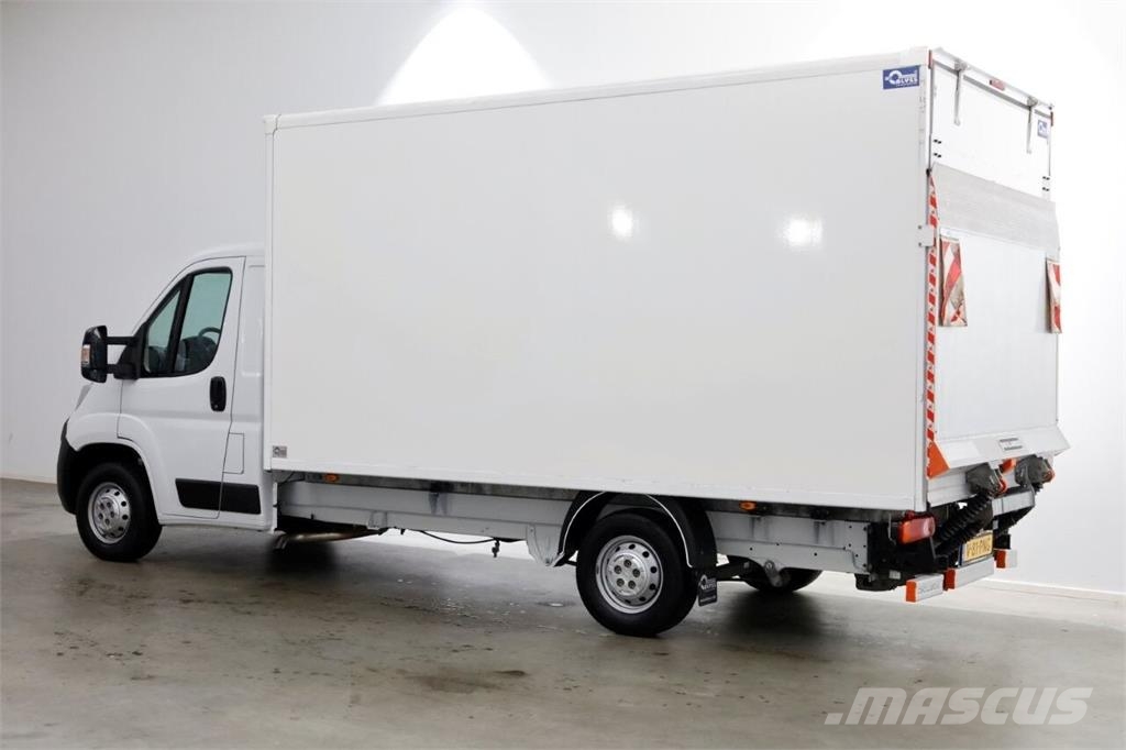 Opel Movano 2.2D 140pk Bakwagen met laadklep 1.060kg la Otros camiones
