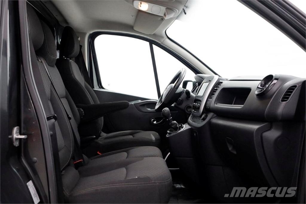 Opel Vivaro 1.6 CDTI 120pk L2H1 Sport Airco/Navi 08-201 Autre camion
