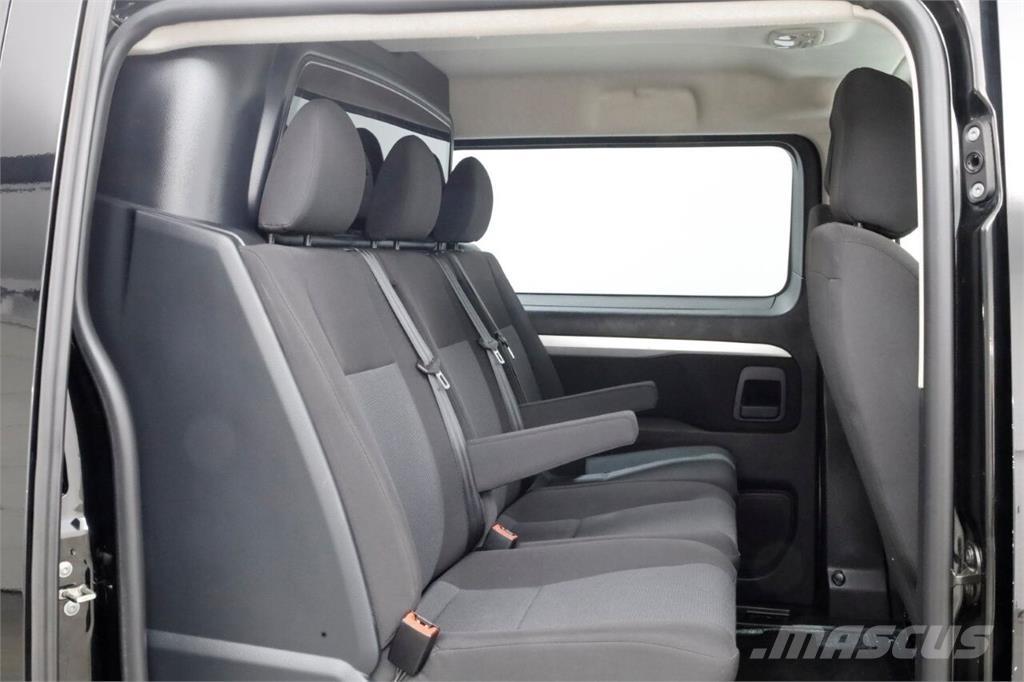 Opel Vivaro 2.0 CDTI 123pk L3H1 D.C. Edition Airco/Navi Otros camiones