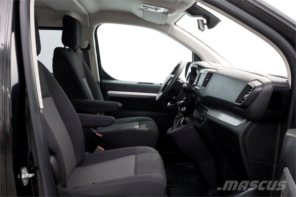 Opel Vivaro 2.0 CDTI 123pk L3H1 D.C. Edition Airco/Navi Otros camiones