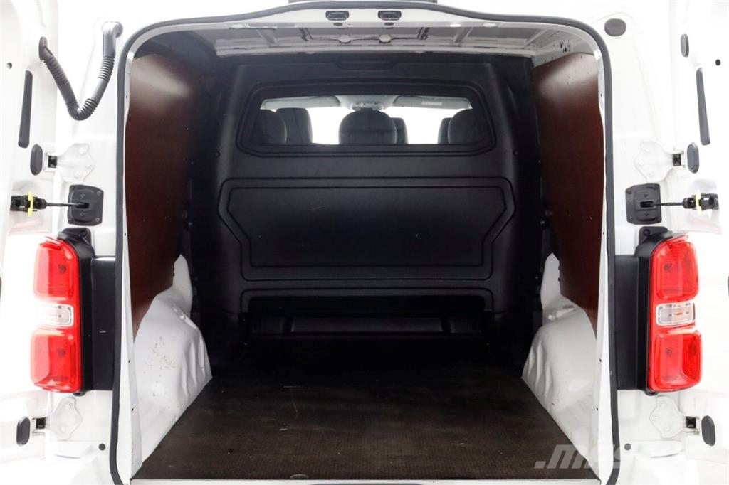 Opel Vivaro-e Innovation Lang D.C. 100% Elektrisch SOH Otros camiones