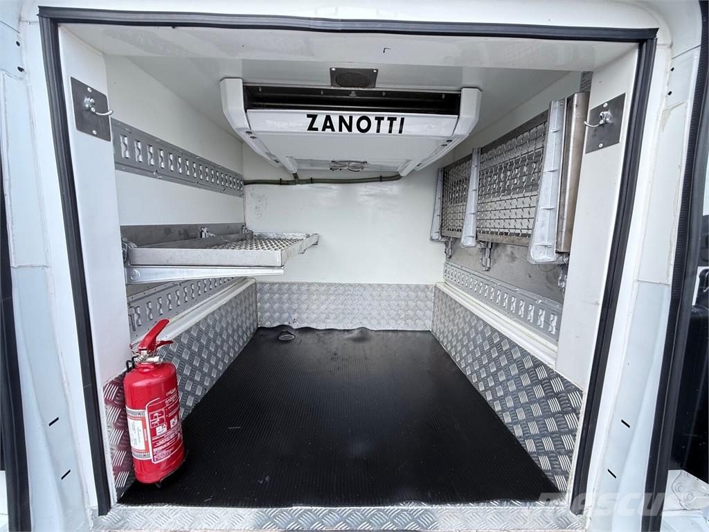 Opel Vivaro Long L2 Chłodnia/Mroźnia Izoterma Dwie Komo Otros camiones