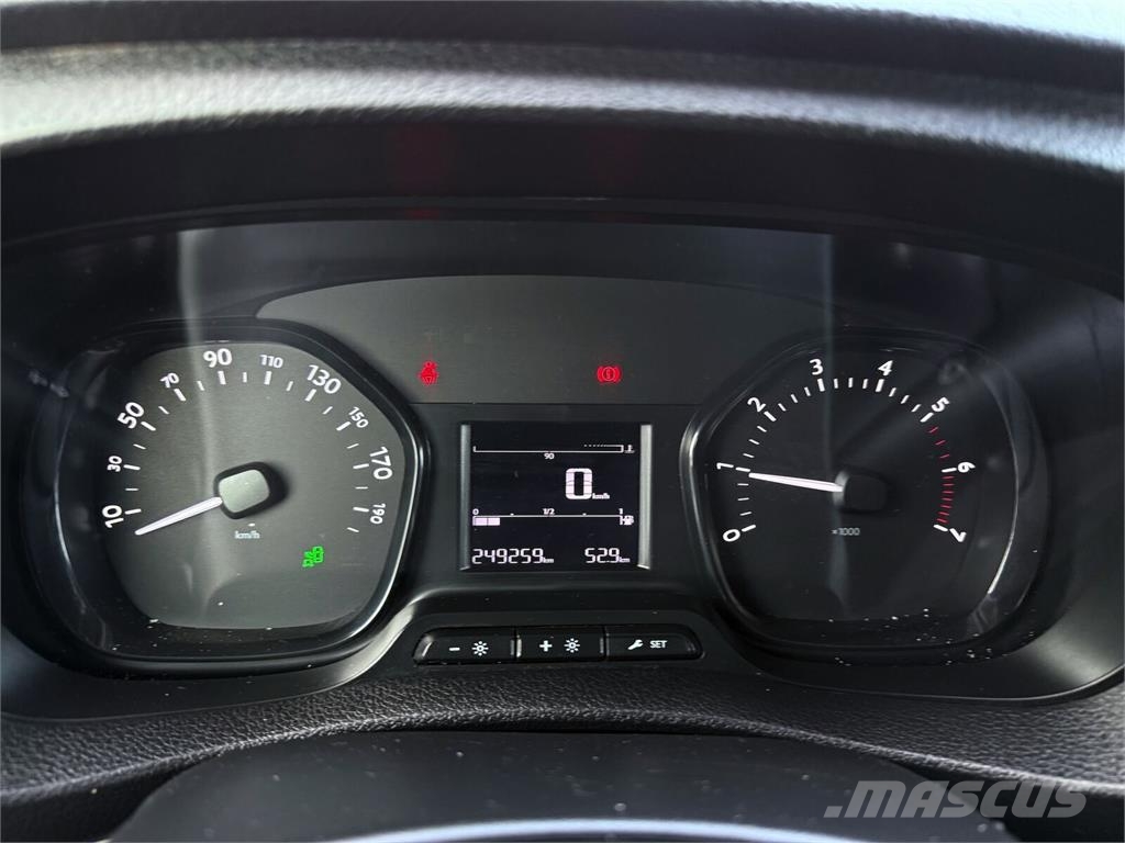 Opel Vivaro Long L2 Chłodnia/Mroźnia Izoterma Dwie Komo Otros camiones